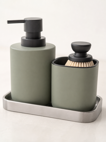 Pour Soap & Brush Set — detail view